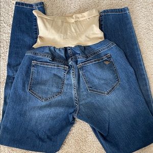 *Maternity* Jessica Simpson Jeans